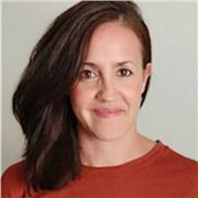 Profesora titulada en Historia del Arte especializada en arte contemporáneo y gestión cultural con más de 5 años de experiencia.